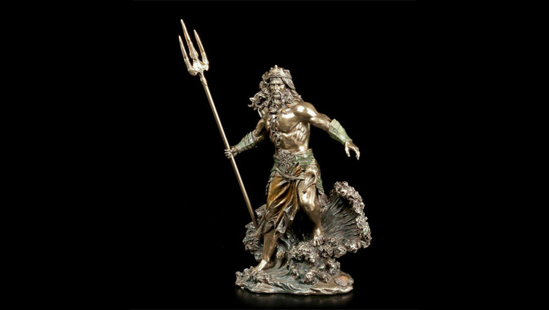 Moć antike u vašem domu: Zašto je statua Posejdona od smole savršen izbor?