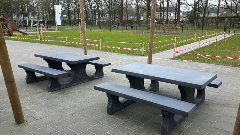 Izgradnja zajednice koja traje: Zašto su betonski stolovi pametna investicija?