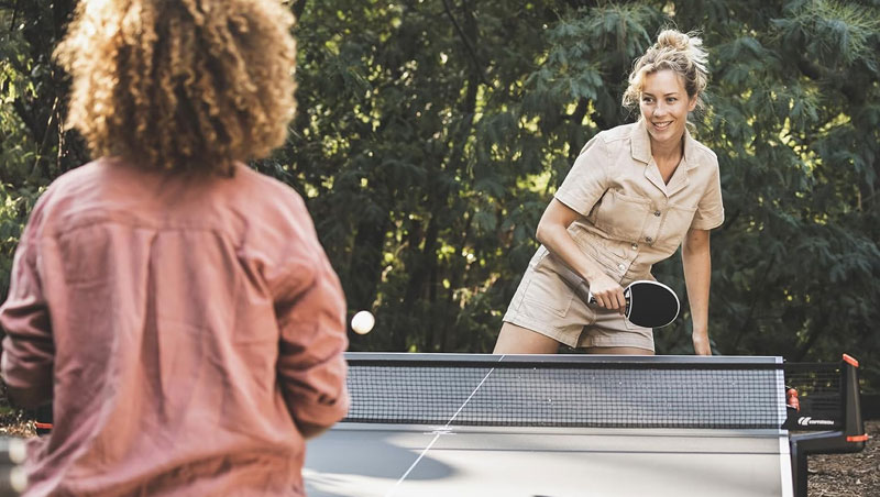 Stolni tenis pod vedrim nebom: Zašto ne možete koristiti obične loptice?