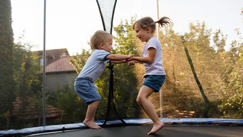 Veza između skakanja na trampolinu i razvoja djeteta