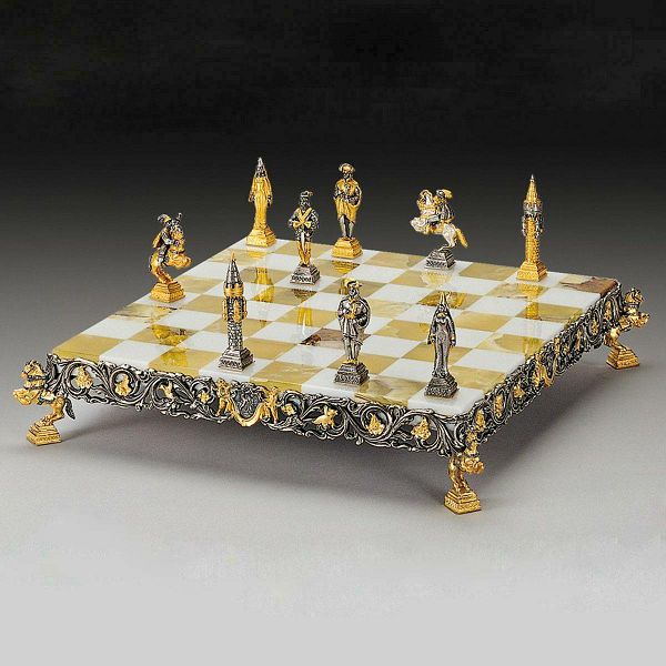 Gulliver and Lilliputians Set 34 x 34 cm