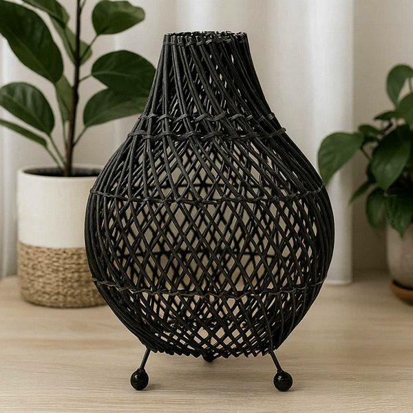 Ratan svjetiljka Black