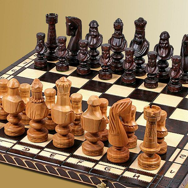 Šah Cesar 60 x 60 cm