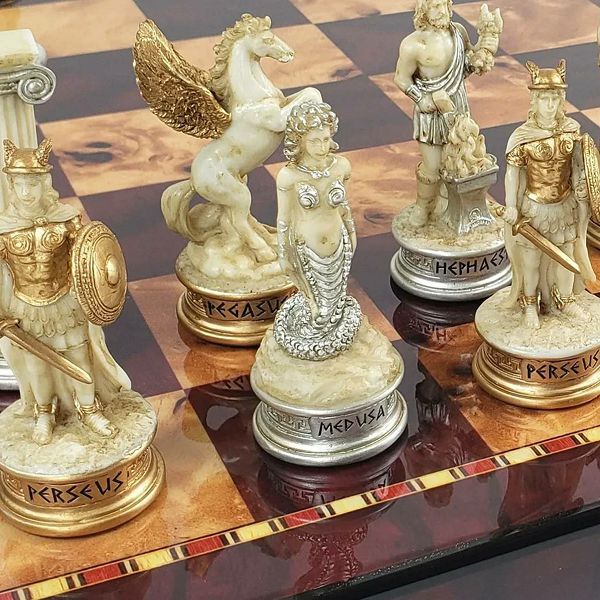 Šahovske figure Grčka mitologija 3.15"