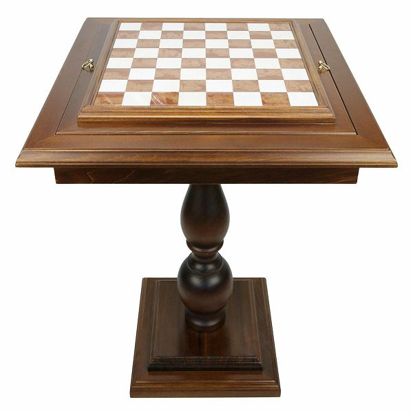 Stol za šah 