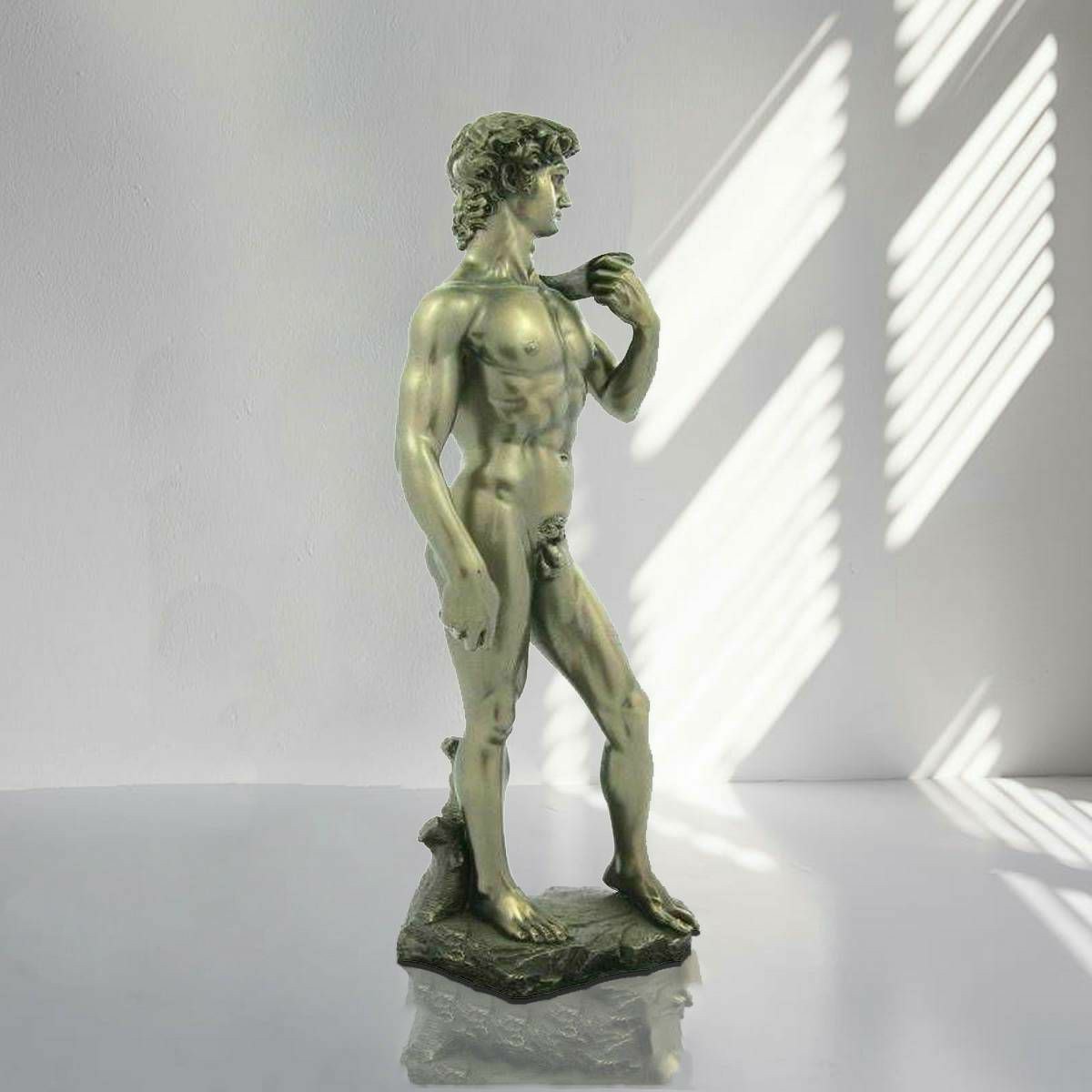 David Michelangelo 32 cm