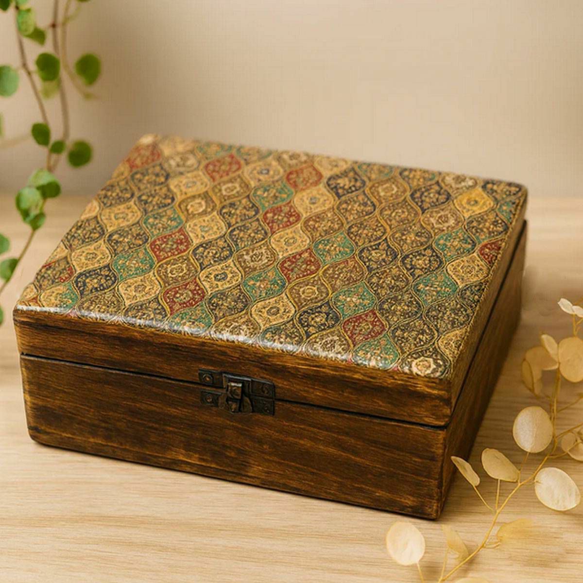 Kutija obložena keramičkom glazurom 20 x 15 x 7.5 cm