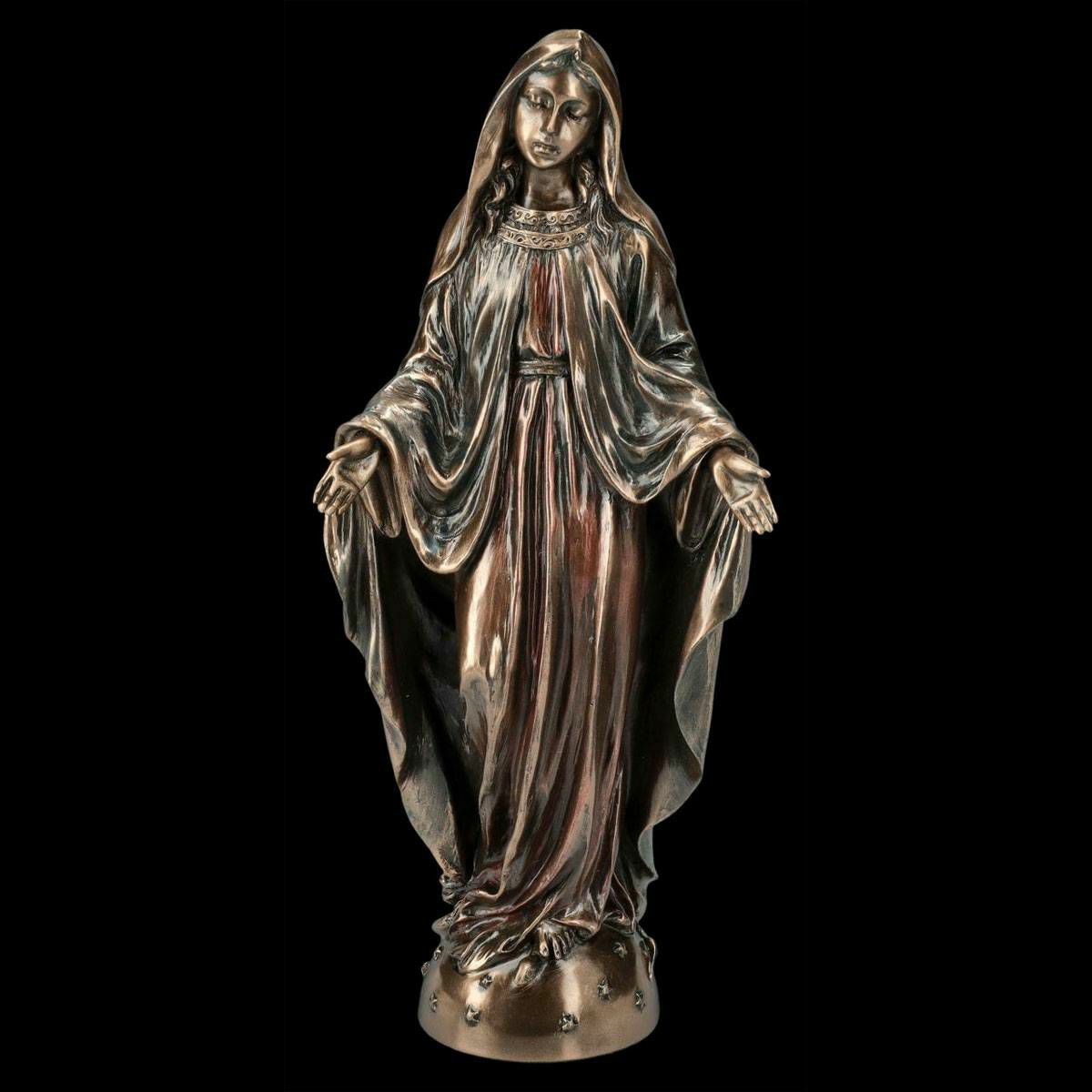 Marija raširenih ruku